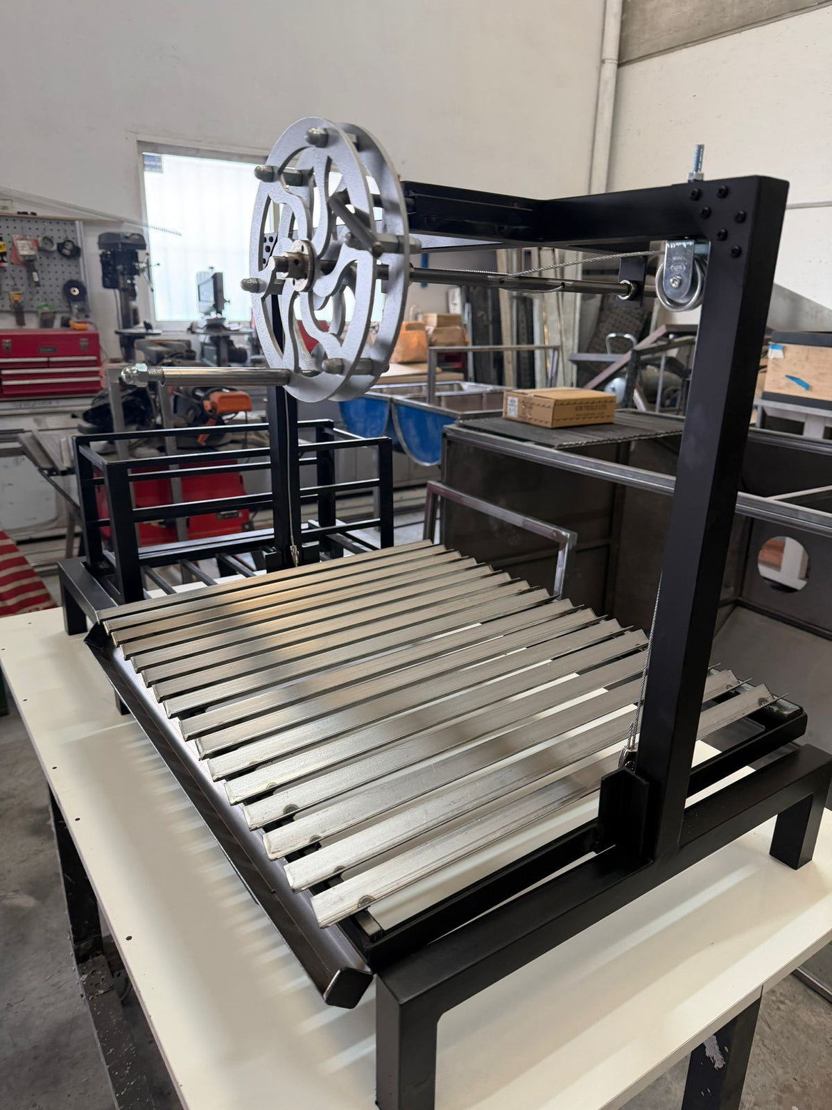 Parrilla Argentina Grill V Canal Recoge Grasas | Brasero Lateral #TallerDelBBQ | Sistema Elevable Frontal | Estilo Santa María | Desmontable